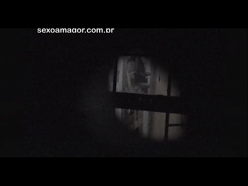 ❤️ Blondie és gravada en secret per un voyeur del barri amagat darrere de maons buits ❤️❌ Fota a nosaltres ️❤